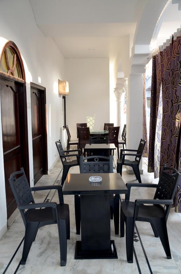 Taj Square A Luxurious Family Homestay Agra  Extérieur photo
