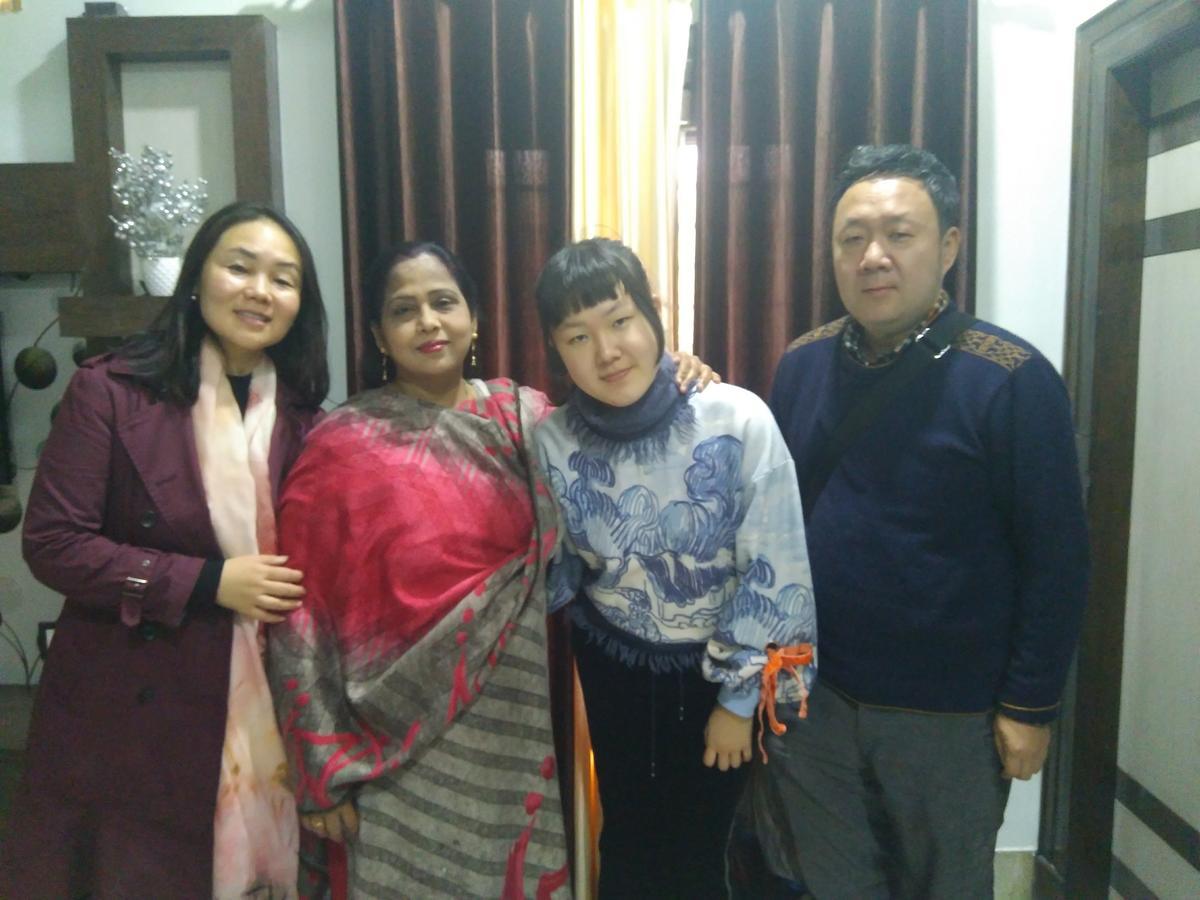Taj Square A Luxurious Family Homestay Agra  Extérieur photo