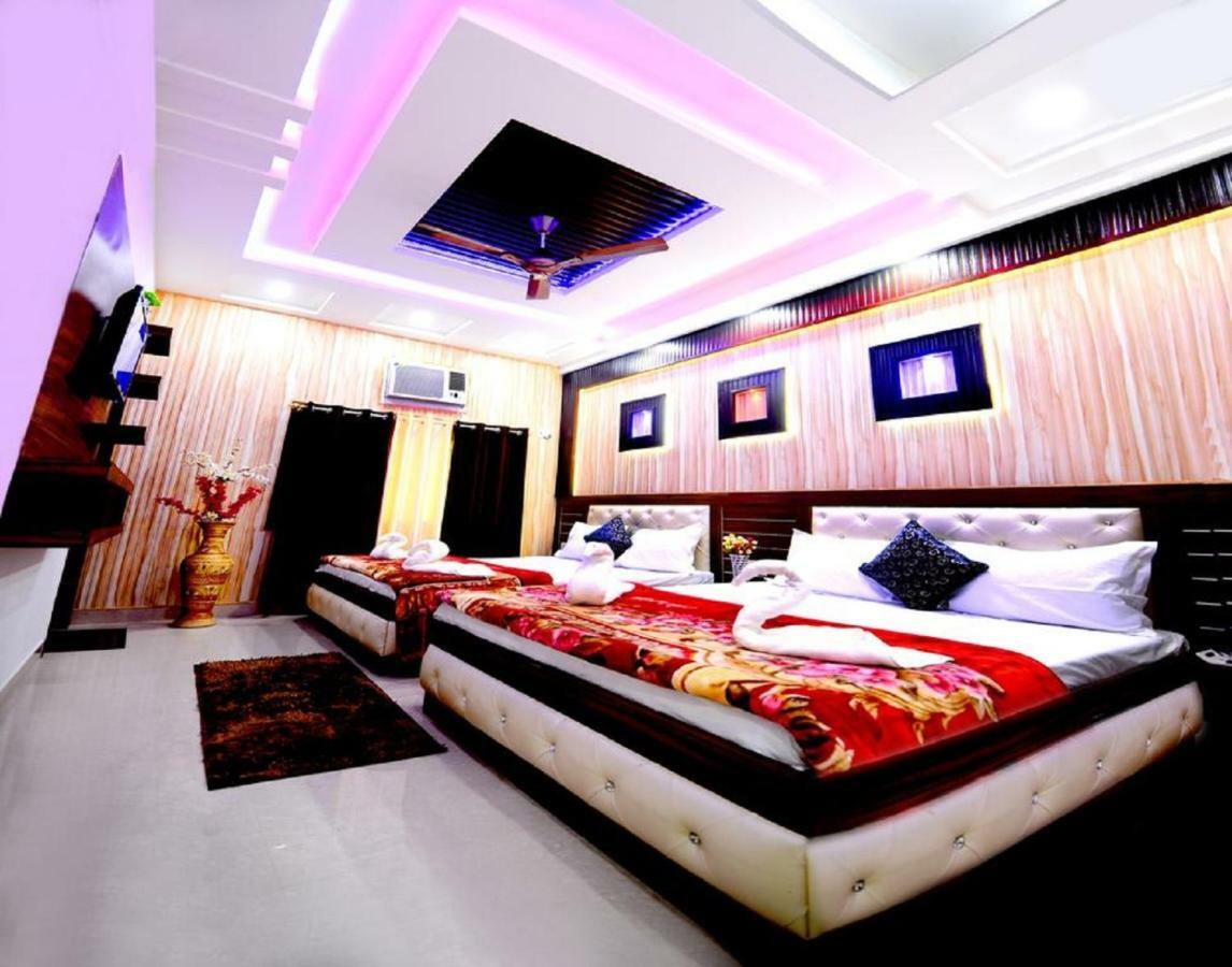 Taj Square A Luxurious Family Homestay Agra  Extérieur photo